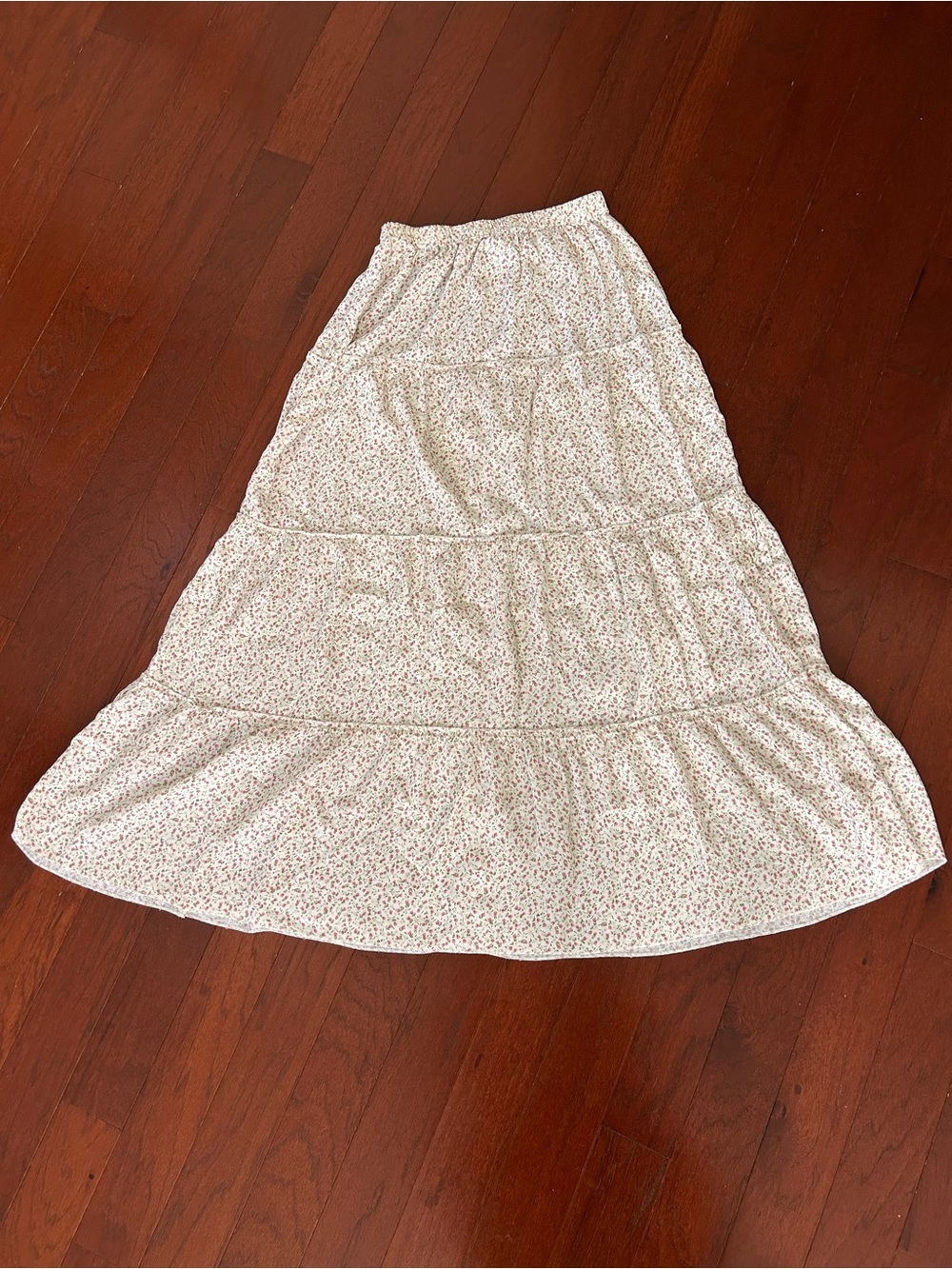 Brandy Melville Izzy Floral Tiered Maxi Skirt Made in Italy Viscose One Size - Picture 2 of 8